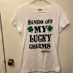 Nine Fine Irishmen Women T-shirt White Size 2XL